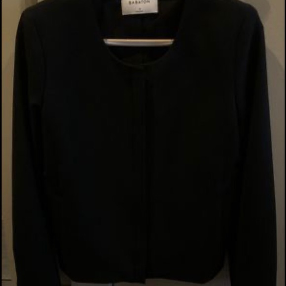 Aritzia Babaton Thanos Blazer - Never Worn - Picture 2 of 7